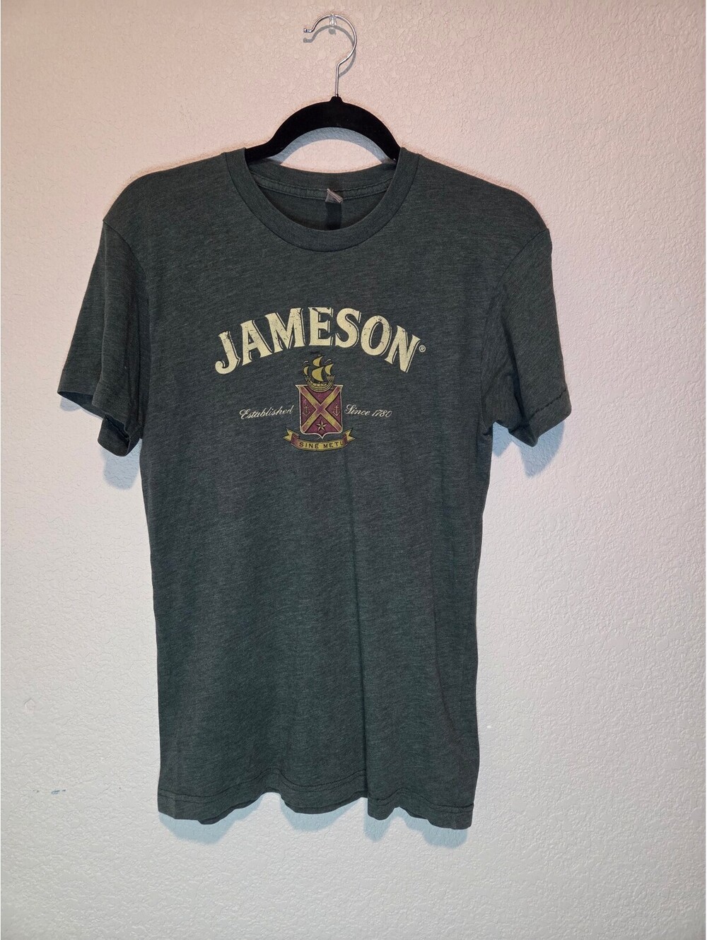 Jameson Green Graphic T-Shirt Size Small